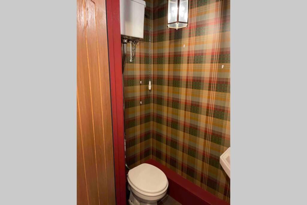 Cottage With Hot Tub In Pembrokeshire Haverfordwest Buitenkant foto